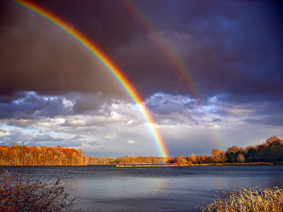 http://www.digital-photography-school.com/wp-content/uploads/2007/11/photogrpah-a-rainbow.jpg