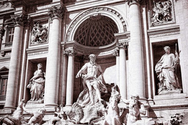 Trevi Fountain in Rome | James Brandon Photographer